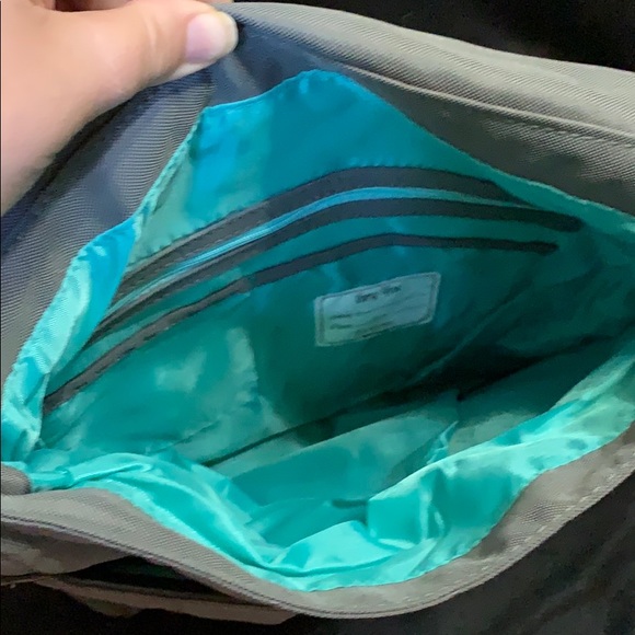 NWOT thirty-one Vary You Backpack Purse - Picture 4 of 6